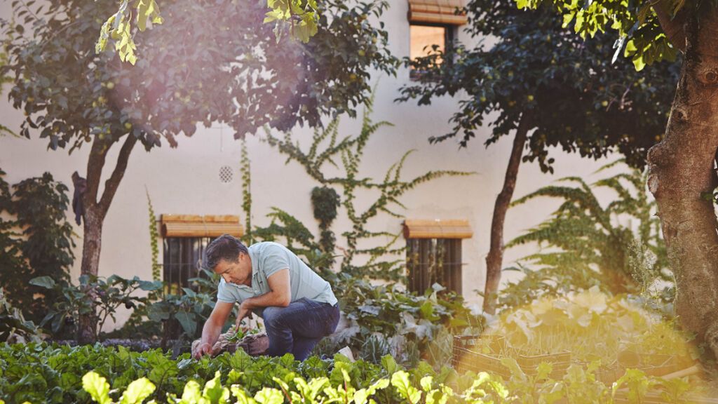 Joan Roca en el huerto