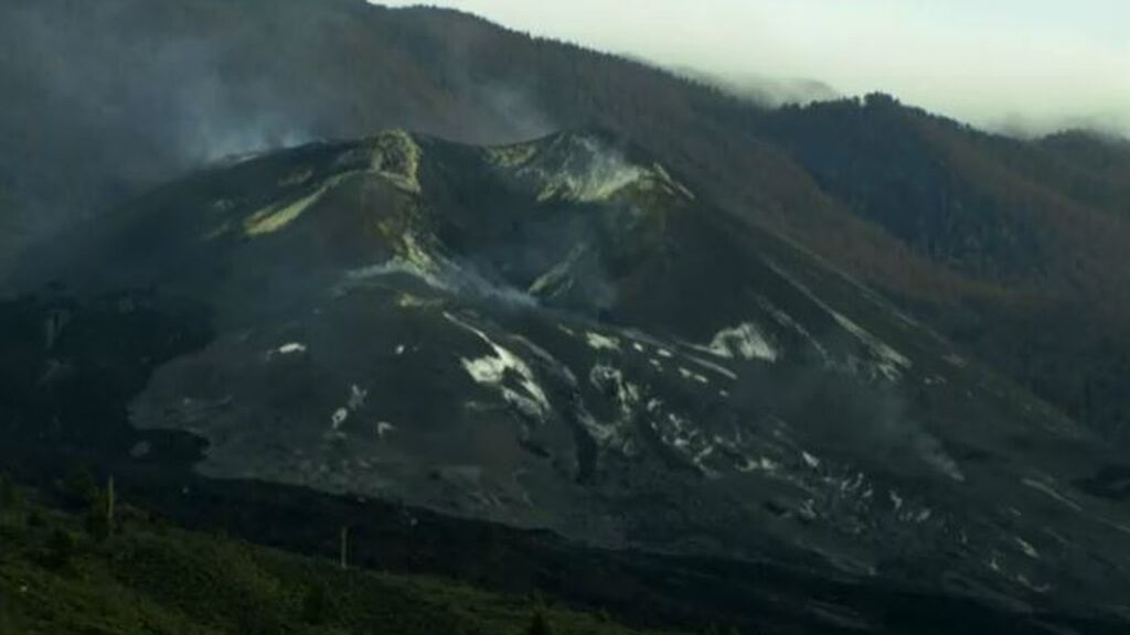 Imagen de la erupción en Cumbre Vieja a las 17:05 hora canaria