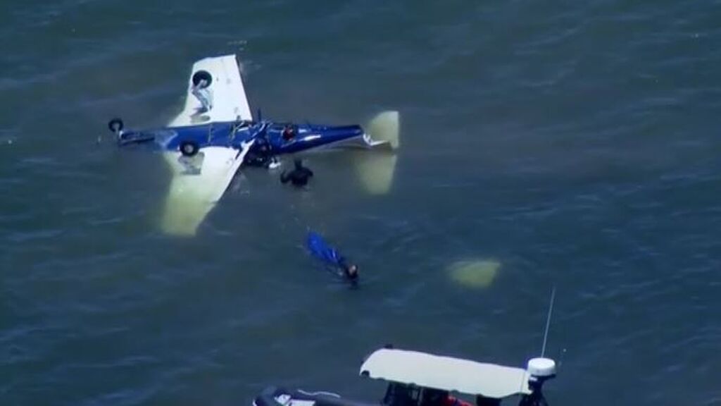 Mueren cuatro personas, entre ellos dos niños, al estrellarse una avioneta en la costa este de Australia