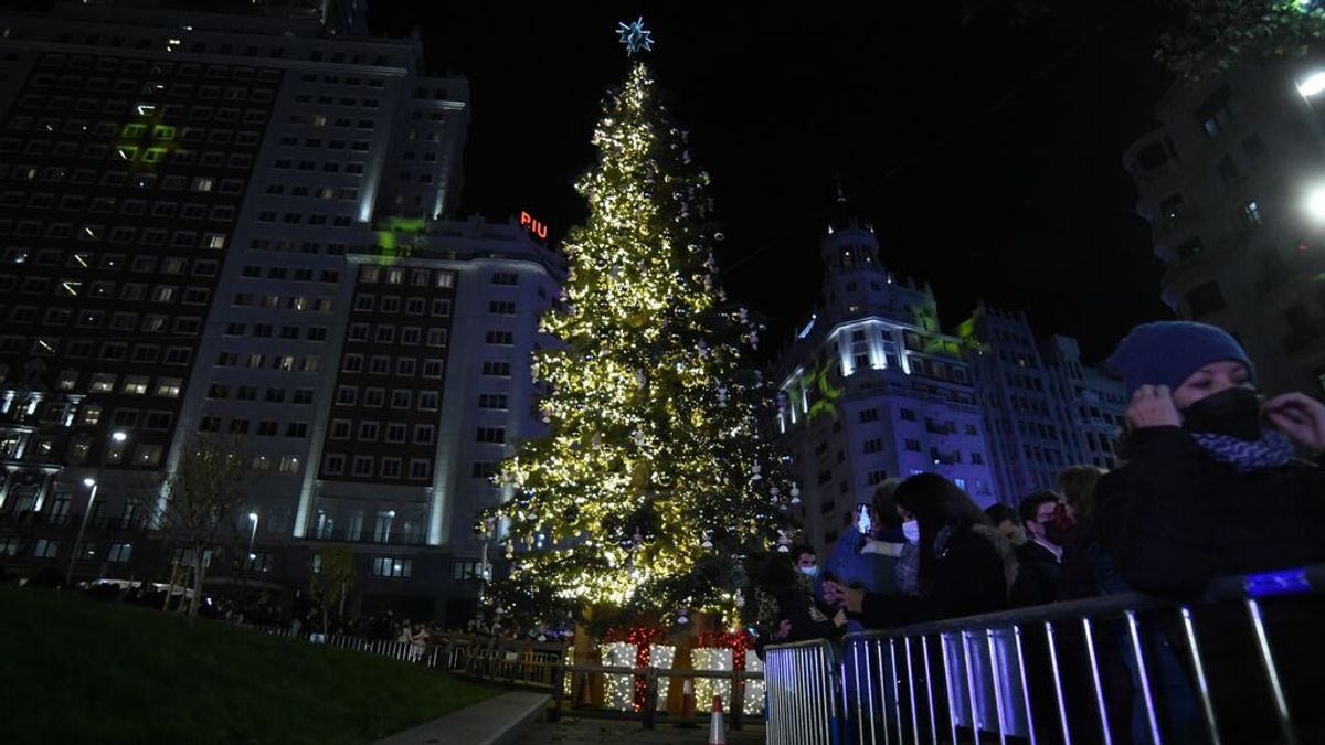 Sabotean el alumbrado navideño de Madrid para denunciar la pobreza energética