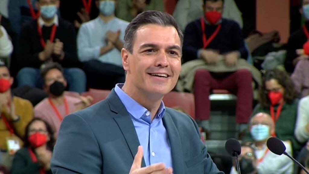 Pedro Sánchez pide "denunciar el acoso", defender la dignidad democrática y construir convivencia en aulas