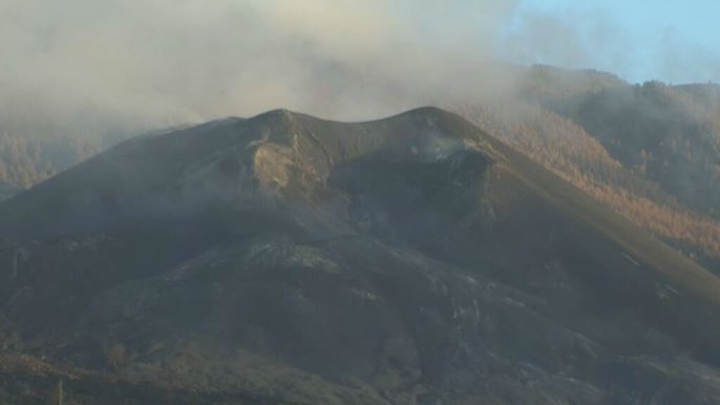 Imagen del volcán de La Palma a las 17:55 hora canaria