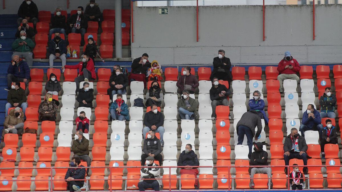 Aplazado el Lugo-Almería por un brote de covid en el equipo lucense, con 23 positivos Aplazado el Lugo-Almería por un brote de covid en el equipo lucense, con 23 positivos