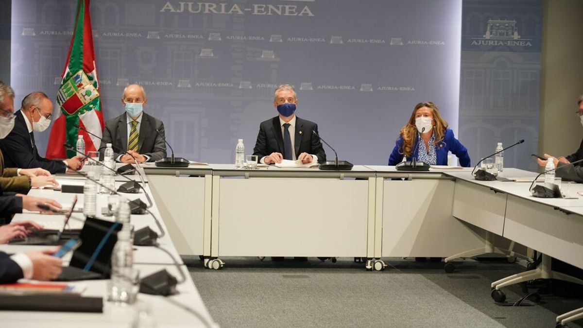 Euskadi aconseja limitar a 10 personas y dos unidades familiares las celebraciones navideñas Euskadi aconseja limitar a 10 personas y dos unidades familiares las celebraciones navideñas