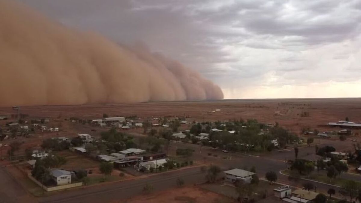 Una extraordinaria tormenta de arena engulle la ciudad australiana de Queensland