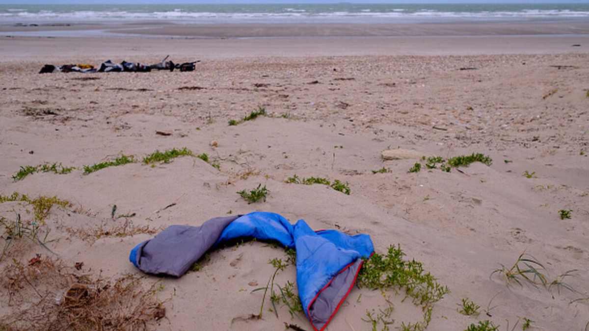 Denuncian "graves fallos" en el rescate de los 27 migrantes ahogados en el Canal de la Mancha Denuncian "graves fallos" en el rescate de los 27 migrantes ahogados en el Canal de la Mancha