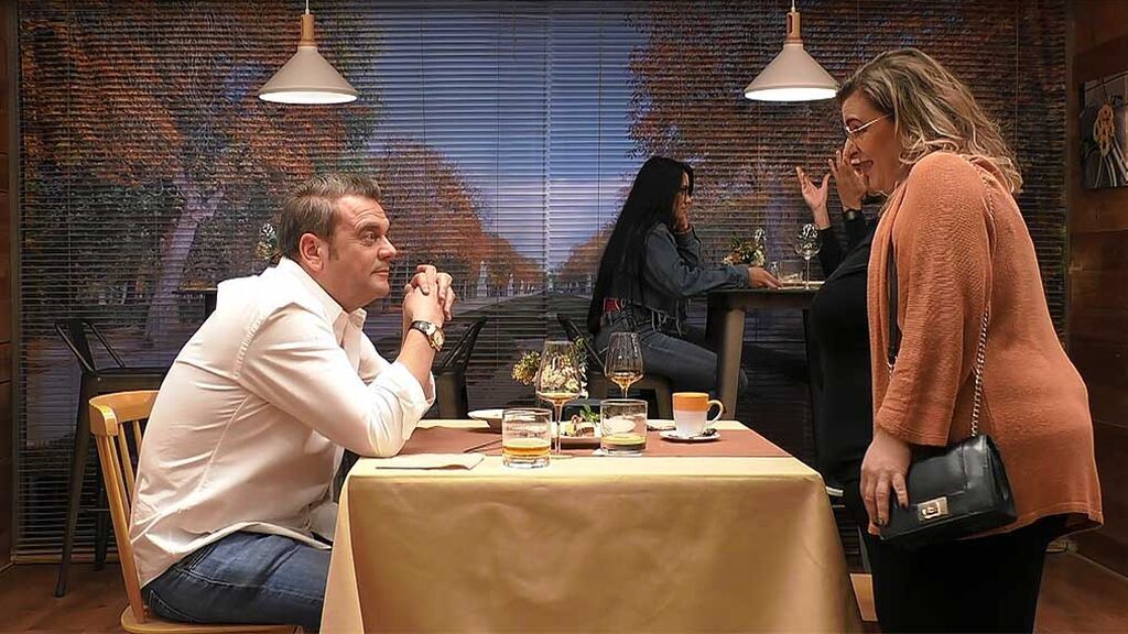 Inma protagoniza el platón más elegante de ‘First Dates Café’: “Esto no cuaja, lo dejamos ya así”