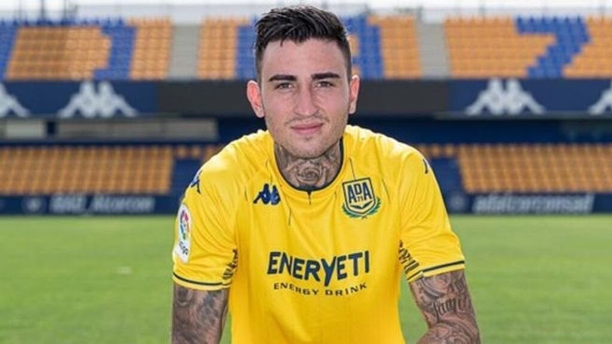 Fútbol.- El Alcorcón despide a Raúl Asencio tras cometer varias imprudencias al volante Fútbol.- El Alcorcón despide a Raúl Asencio tras cometer varias imprudencias al volante