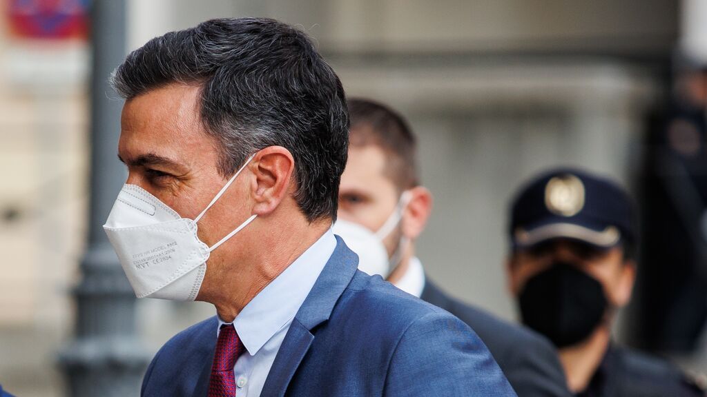 Pedro Sánchez anuncia la mascarilla obligatoria desde Nochebuena, salvo excepciones