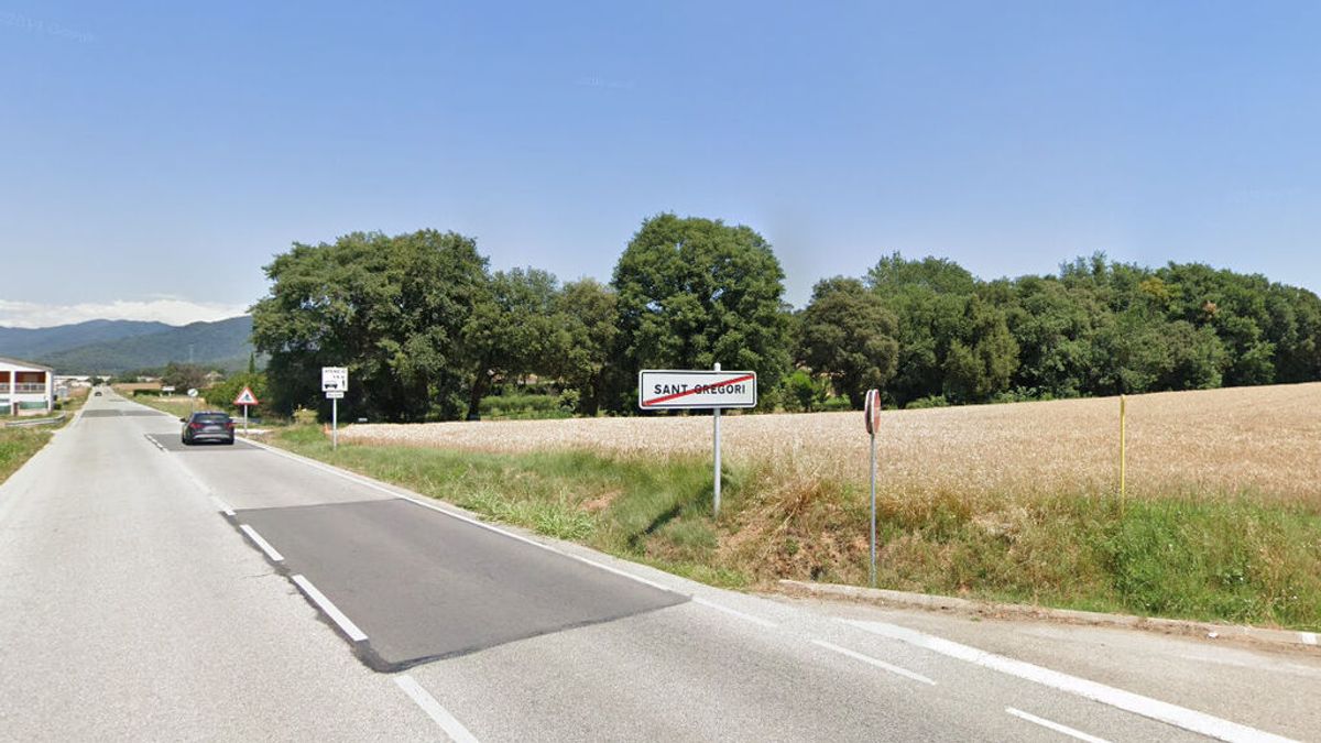 Viola presuntamente a una joven en un bosque de Girona: "Te llevo a casa, pero el viaje no es gratis" Viola presuntamente a una joven en un bosque de Girona: "Te llevo a casa, pero el viaje no es gratis"