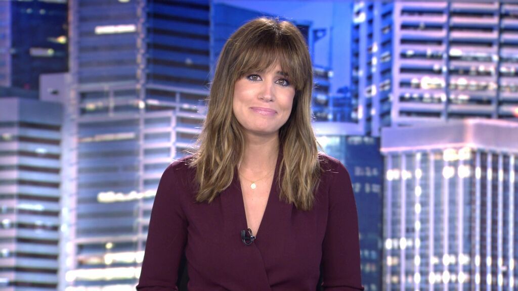 Con Isabel Jiménez Informativos Telecinco 2021 Noche 22/12/2021 Con Isabel Jiménez Informativos Telecinco 2021 Noche 22/12/2021