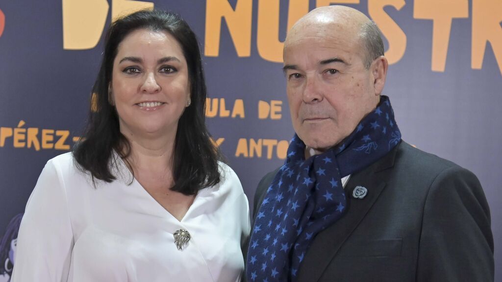 La familia de Antonio Resines desmiente que tuviera las tres dosis de la vacuna antes de contraer el Covid