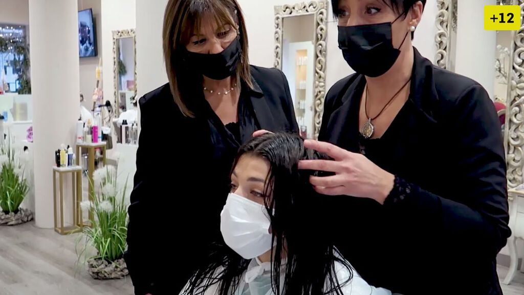 ¡Lola se cansa de su pelo moreno y cambia de look! (2/2)