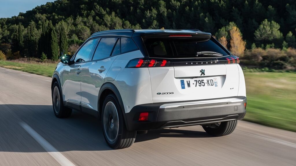 El modelo eléctrico es prácticamente igual al de sus hermanos térmicos a gasolina y diésel