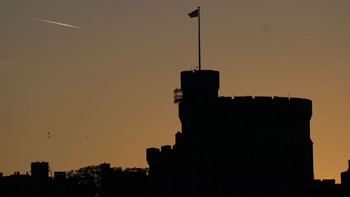La Policía británica detiene a un hombre armado por "allanamiento" en los terrenos del Castillo de Windsor La Policía británica detiene a un hombre armado por "allanamiento" en los terrenos del Castillo de Windsor