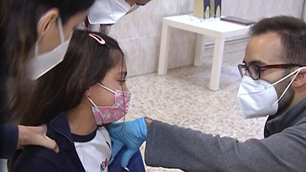 Comunidad Valenciana paraliza la vacunación infantil hasta enero por falta de dosis