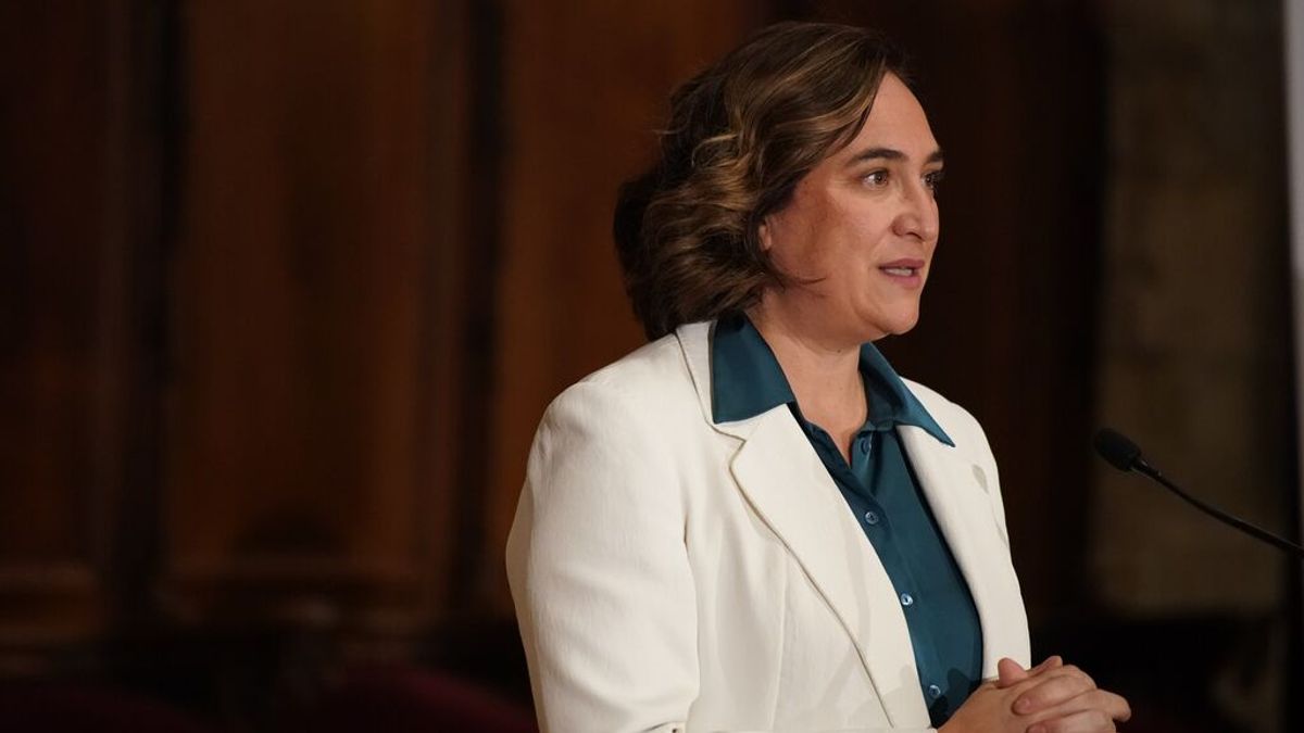 Colau ganaría las elecciones en Barcelona y se distanciaría de ERC según el barómetro municipal Colau ganaría las elecciones en Barcelona y se distanciaría de ERC según el barómetro municipal