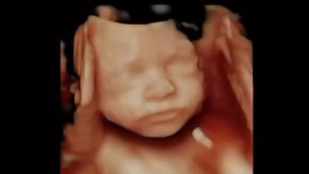 El hermano de Adara Molinero presenta a su hija