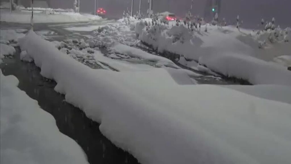 Nevada histórica en Japón: el temporal invernal bate un récord y colapsa varias ciudades