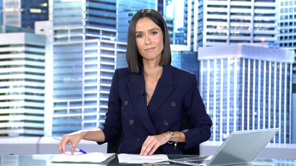Con Alba Lago Informativos Telecinco 2021 Mediodía 27/12/2021