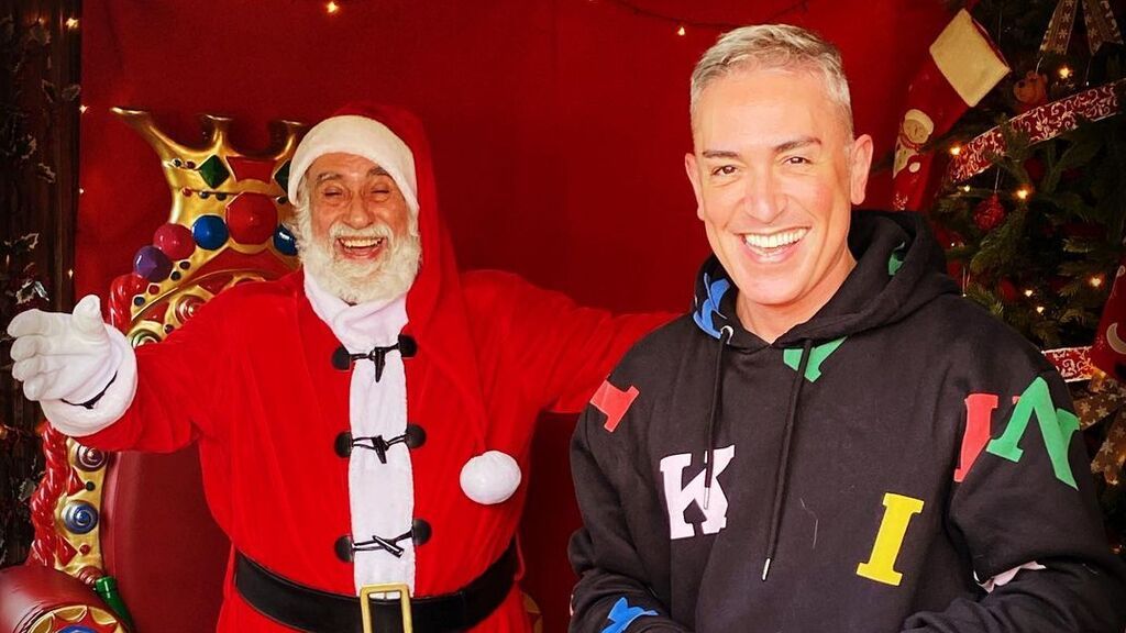 Kiko Hernández ha descubierto su mayor afición mostrando su regalo de Papá Noel