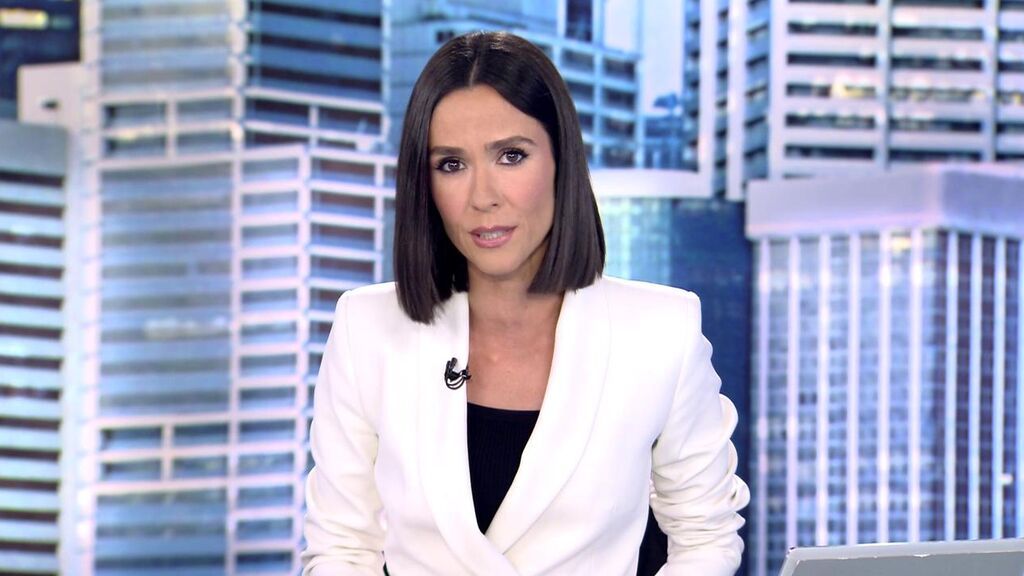Con Alba Lago Informativos Telecinco 2021 Mediodía 28/12/2021 Con Alba Lago Informativos Telecinco 2021 Mediodía 28/12/2021