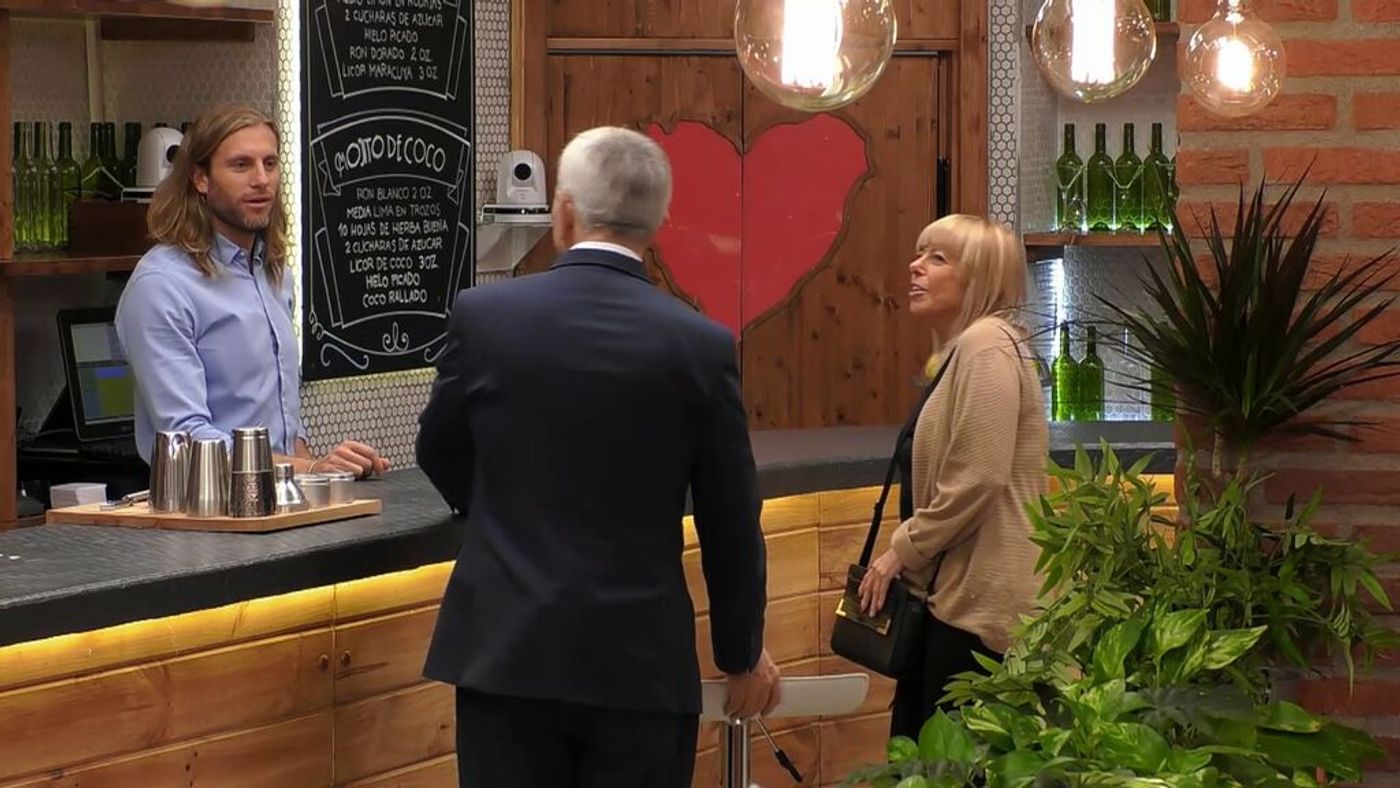 Matías, a Carlos Sobera: “¿Dónde guardas todos los corazones que vas robando?” First Dates Temporada 5 Top Videos 549