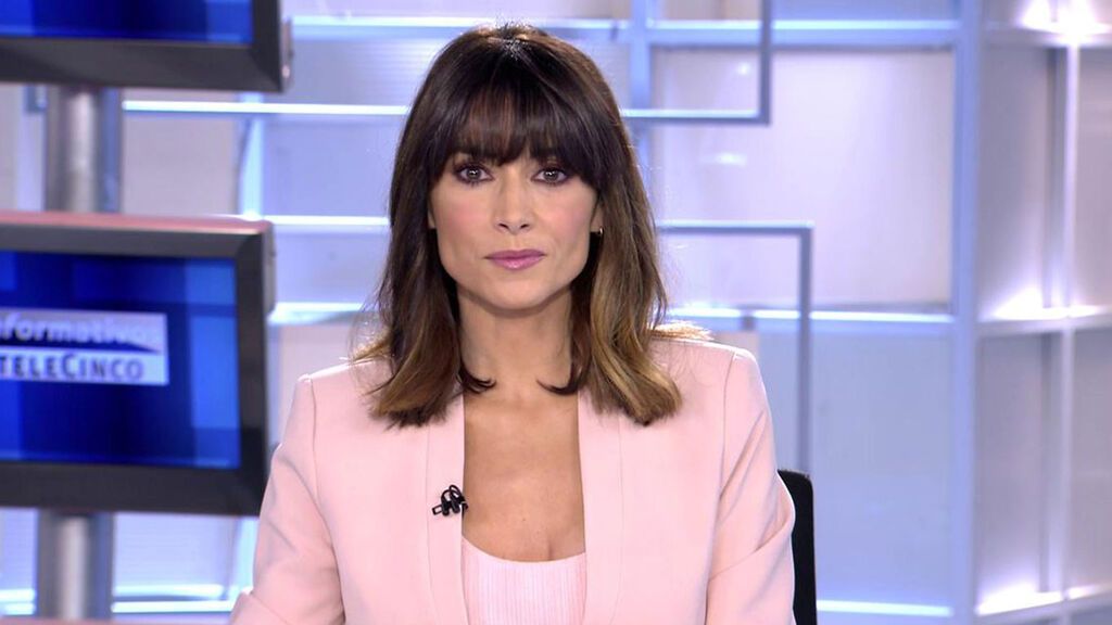 Con Arancha Morales y Laila Jiménez Informativos Telecinco 2021 Matinal 28/12/2021