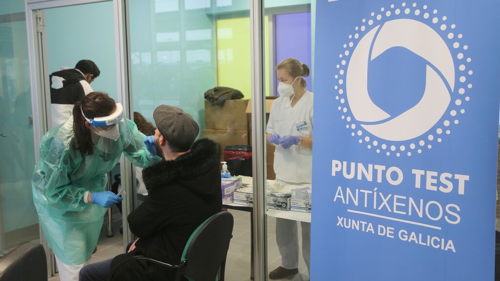 España encadena una semana seguida con récords diarios que dejan 487.962 contagios