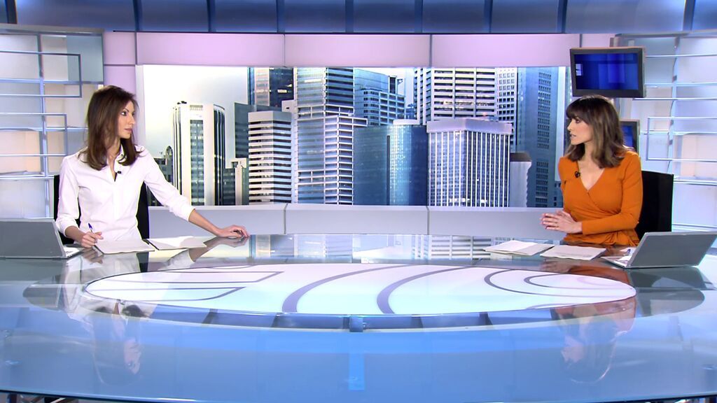Con Arancha Morales y Laila Jiménez Informativos Telecinco 2021 Matinal 30/12/2021