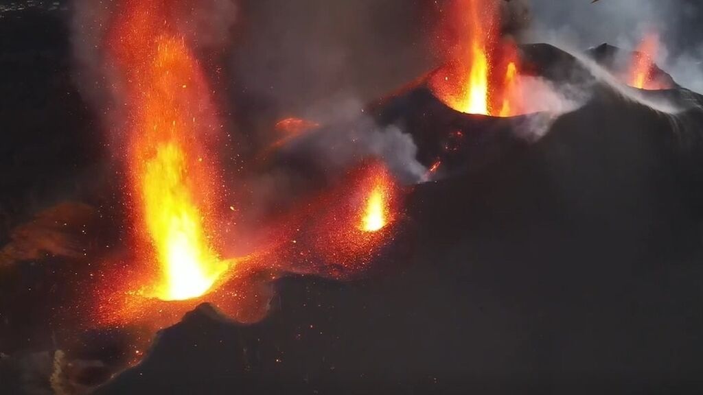 El volcán de La Palma se cuela en la lista de los fenómenos naturales más impactantes de 2021