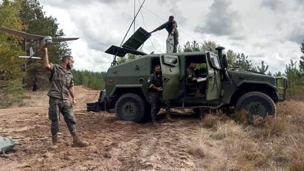 Robles visita hoy a los 350 militares españoles desplegados en Letonia para "disuadir" la amenaza rusa en la frontera Robles visita hoy a los 350 militares españoles desplegados en Letonia para "disuadir" la amenaza rusa en la frontera