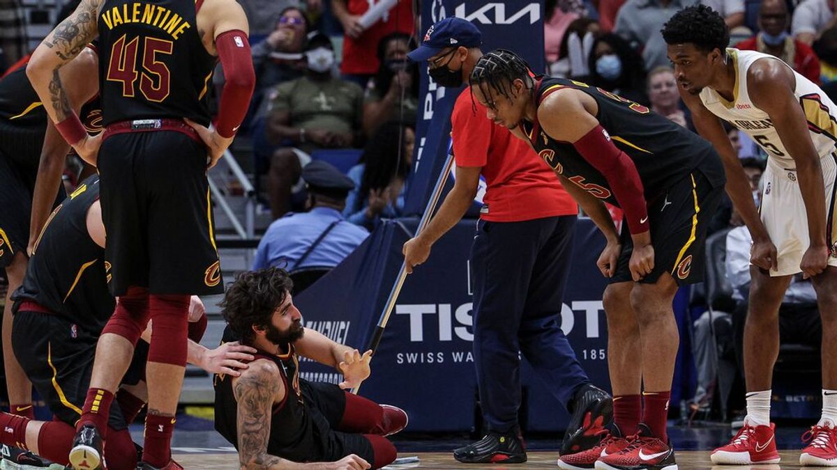 Ricky Rubio se rompe el ligamento cruzado anterior y dice adiós a la temporada Ricky Rubio se rompe el ligamento cruzado anterior y dice adiós a la temporada