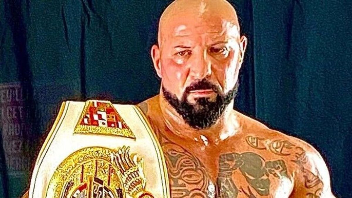 Muere  a los 41 años Frederic Sinistra, tres veces campeón de kickboxing y declarado antivacunas