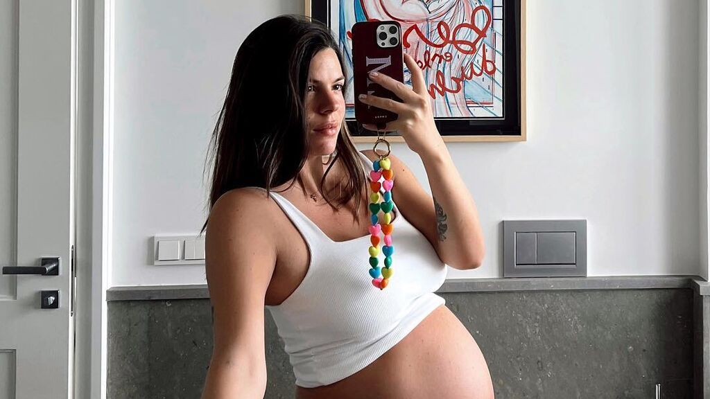 Laura Matamoros muestra la realidad de su cuerpo 72 horas después de dar a luz: "No tengo nada y lo tengo todo"