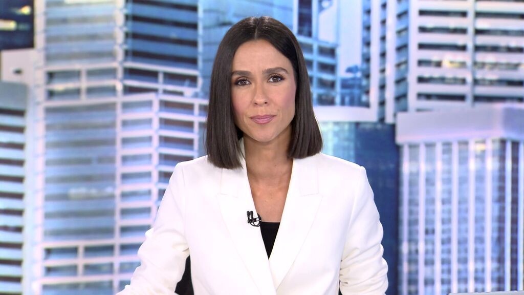 Con Alba Lago Informativos Telecinco 2021 Mediodía 31/12/2021 Con Alba Lago Informativos Telecinco 2021 Mediodía 31/12/2021