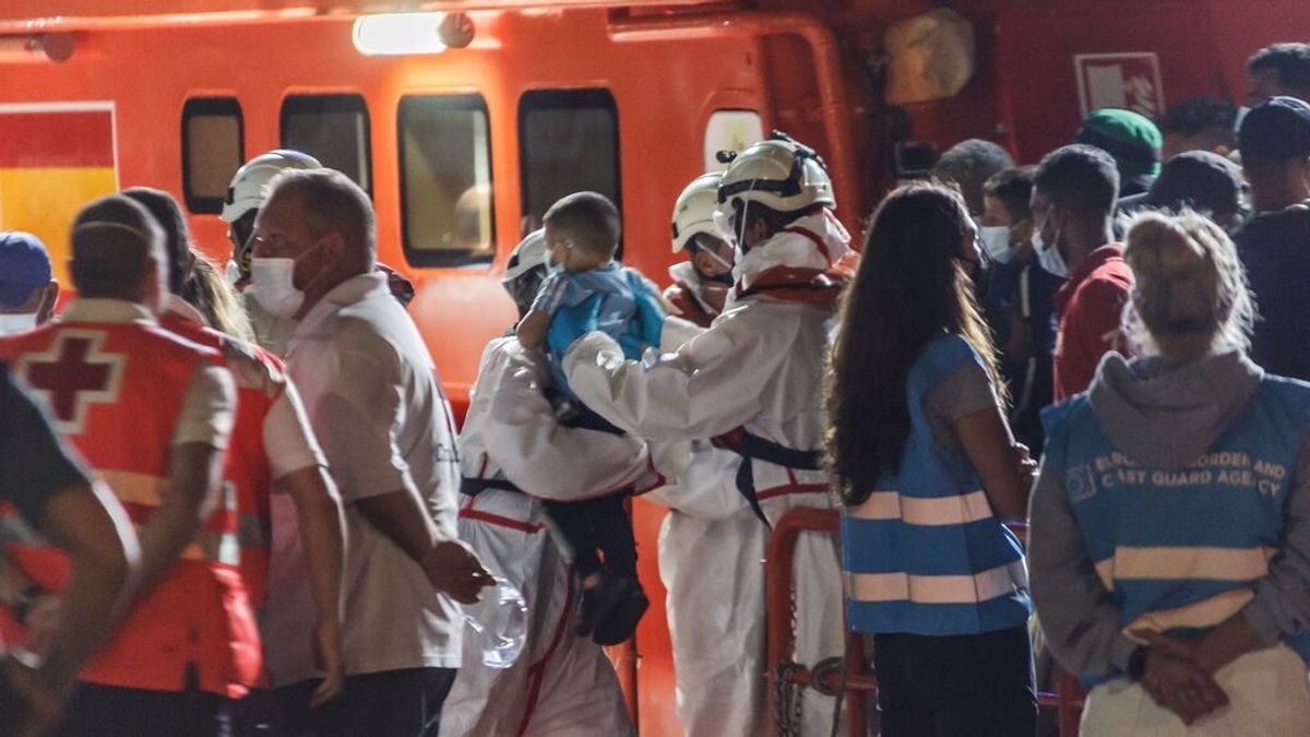 4.404 migrantes muertos en 2021 al intentar llegar a España en patera , el doble que el año anterior 4.404 migrantes muertos en 2021 al intentar llegar a España en patera , el doble que el año anterior