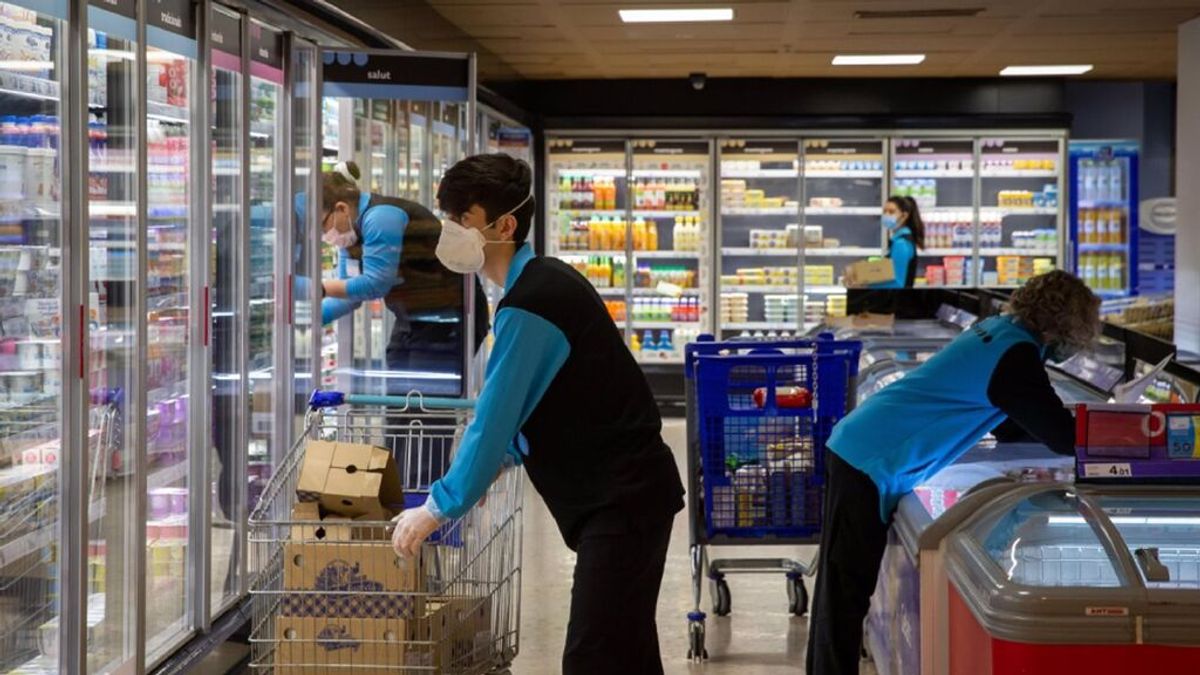 Andalucía cierra 2021 con 785.641 desempleados, 183.796 parados menos que en 2020 Andalucía cierra 2021 con 785.641 desempleados, 183.796 parados menos que en 2020