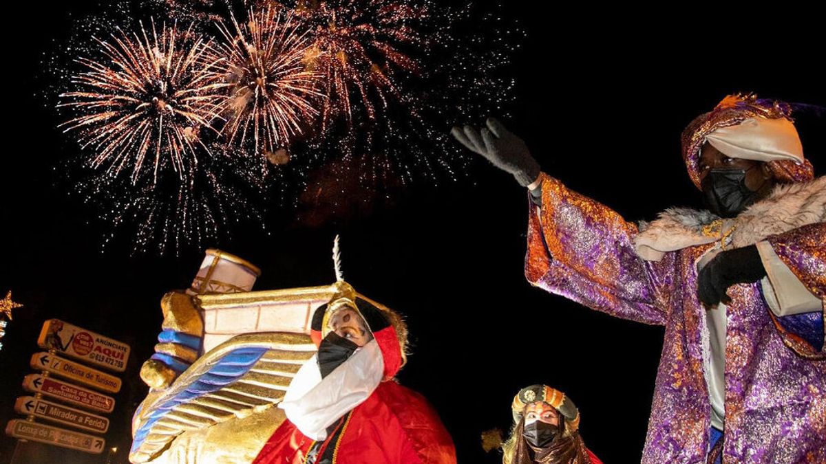 Maratón de los Reyes Magos en Muxía, con una cabalgata de más de once horas de duración Maratón de los Reyes Magos en Muxía, con una cabalgata de más de once horas de duración
