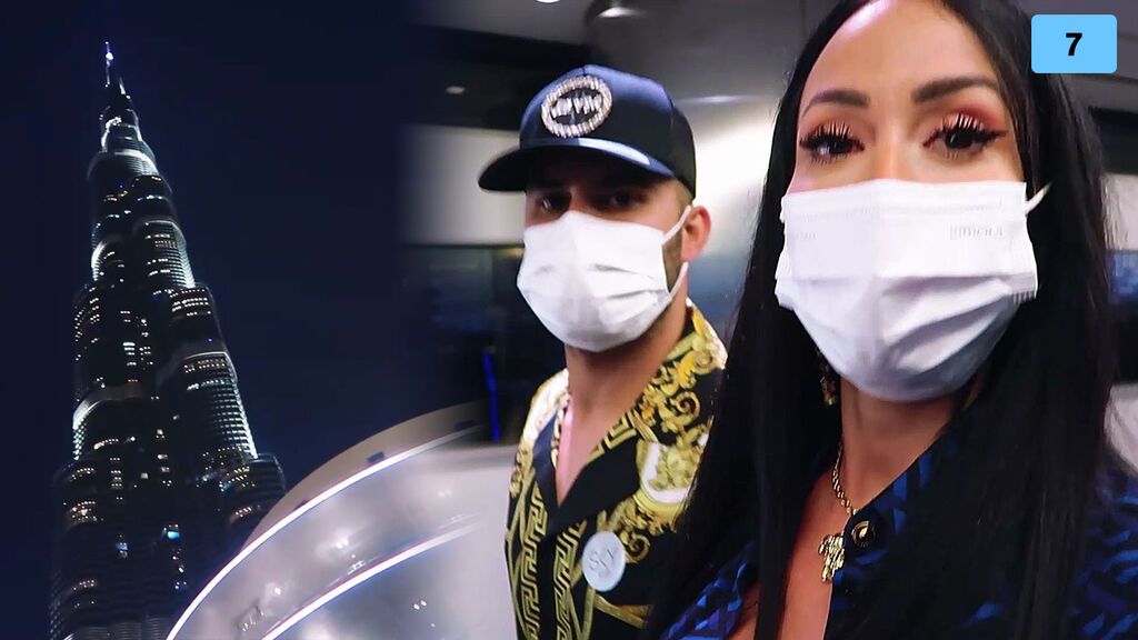 Aurah Ruiz y Jesé Rodríguez nos enseñan su hotel en Dubái y suben al Burj Khalifa (2/2)