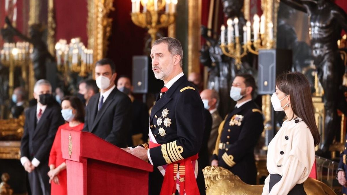 El Rey estrena su agenda anual con una Pascua Militar marcada por la pandemia y el regreso del emérito El Rey estrena su agenda anual con una Pascua Militar marcada por la pandemia y el regreso del emérito