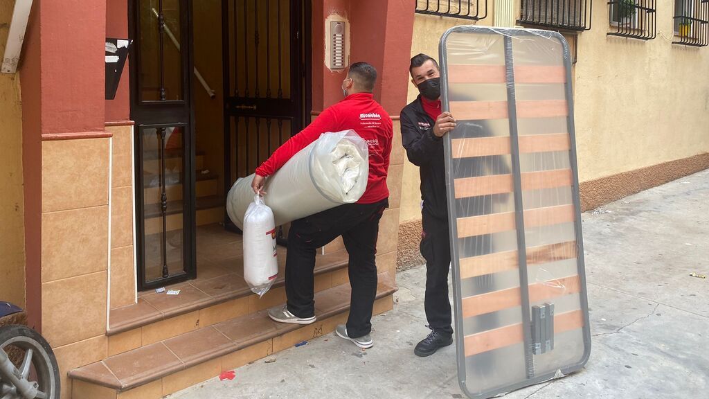 Reparto de colchones