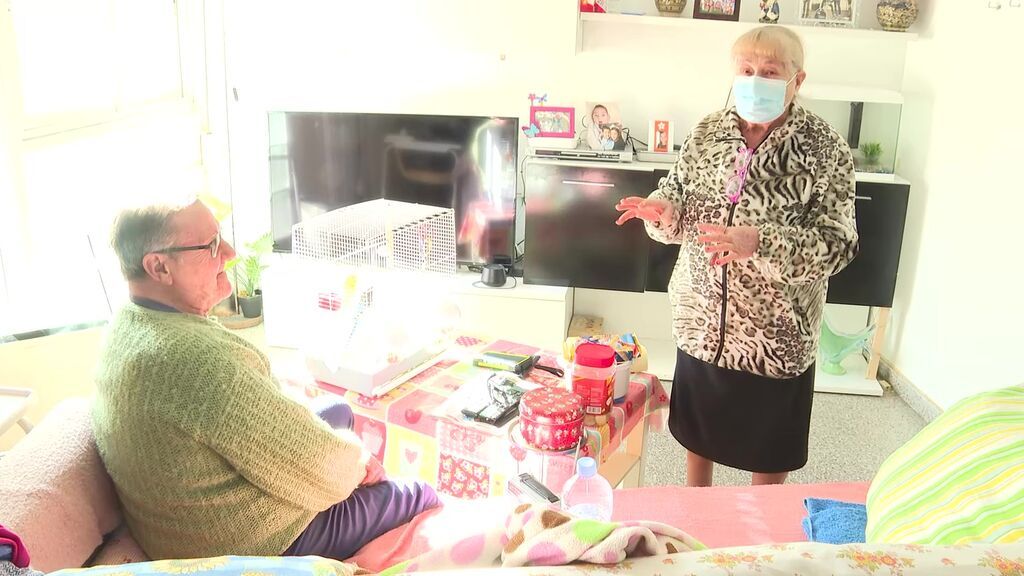 48 pisos sociales del Raval, sin luz por un incendio: "Nos sentimos tirados como colillas"