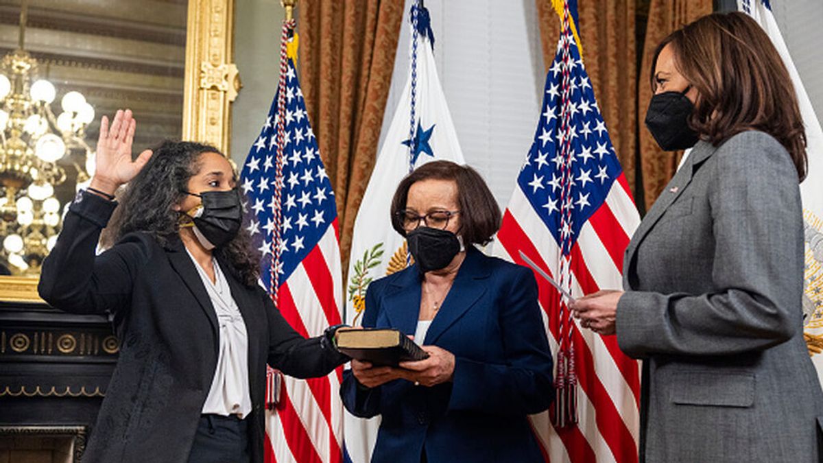 Julissa Reynoso jura su cargo en la Casa Blanca como nueva embajadora de EEUU en España Julissa Reynoso jura su cargo en la Casa Blanca como nueva embajadora de EEUU en España