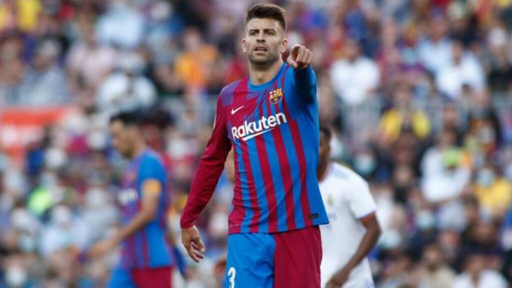 Gerard Piqué publica la mitad de su sueldo para acabar con la polémica que apuntaba que cobraba 28 millones Gerard Piqué publica la mitad de su sueldo para acabar con la polémica que apuntaba que cobraba 28 millones
