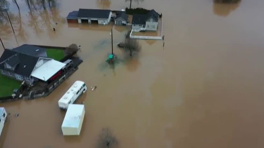 La costa noroeste de EEUU sufre las inundaciones más devastadoras en una década