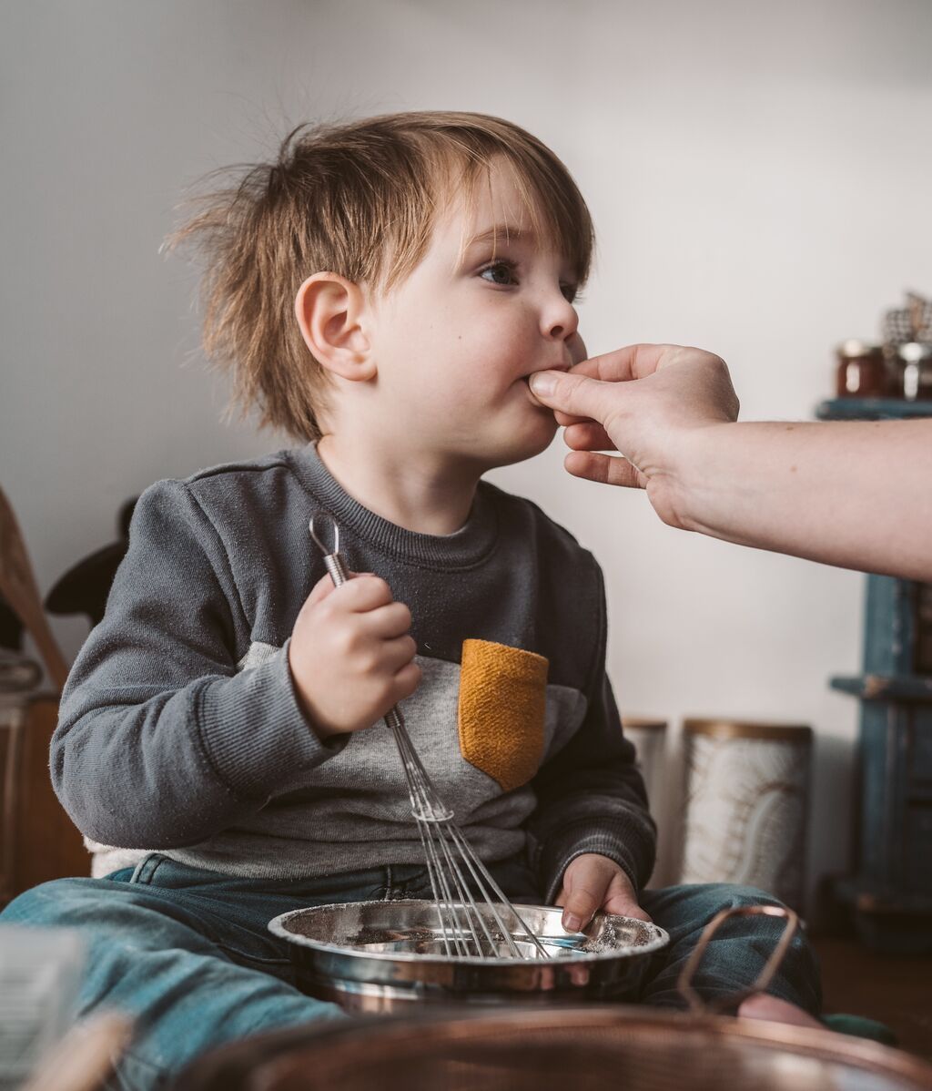 niño.cocina