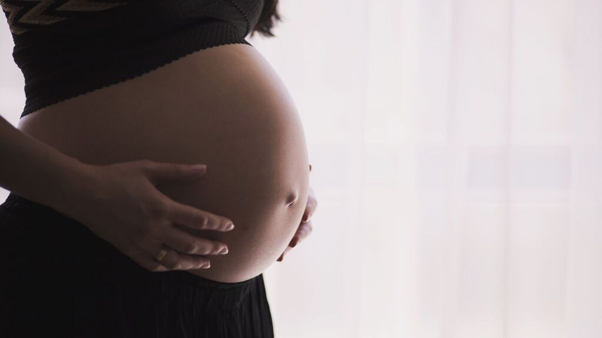 Seis de cada diez mujeres tuvieron que dar a luz solas en los primeros 16 meses de pandemia Seis de cada diez mujeres tuvieron que dar a luz solas en los primeros 16 meses de pandemia