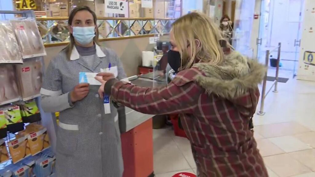 ¿Qué pasa en España con los test de antígenos?: viajes a Portugal para conseguirlos muchos más baratos