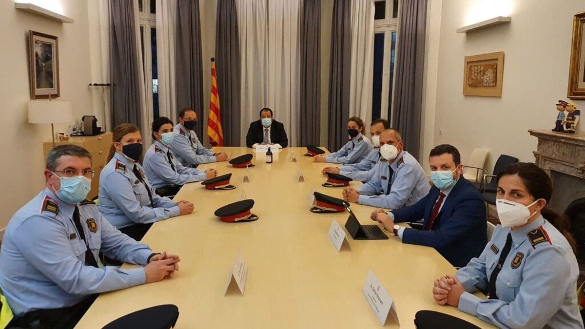 La Generalitat destina a la comisaría de Rubí a Antoni Rodríguez, el jefe que investigó la presunta corrupción de Convergència La Generalitat destina a la comisaría de Rubí a Antoni Rodríguez, el jefe que investigó la presunta corrupción de Convergència